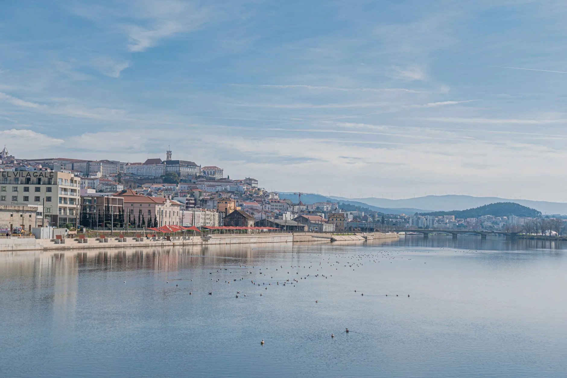 La rive gauche et Santa Clara : le calme face à la vieille ville