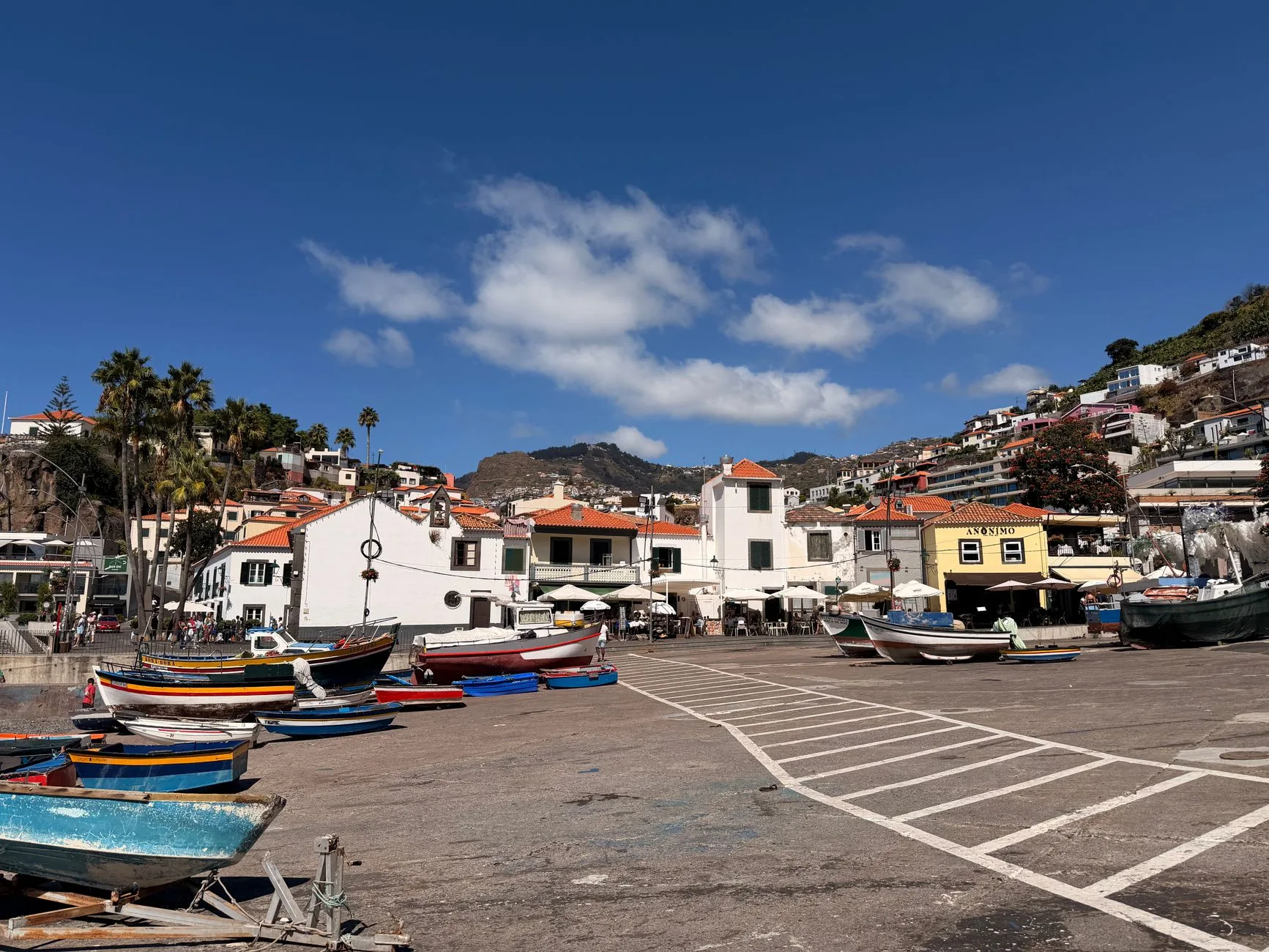 Câmara de Lobos, un village de pêcheurs à côté de la ville